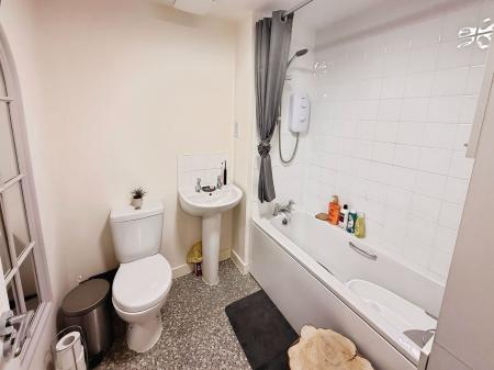 2 bedroom End of terrace house for sale in Bickerton Grove, Telford, TF3