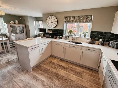 3 bedroom Detached house for sale in Doody Close, Telford, TF3