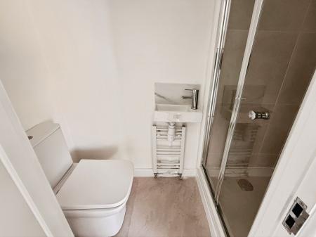 3 bedroom Flat for sale in Dunsheath, Telford, TF3