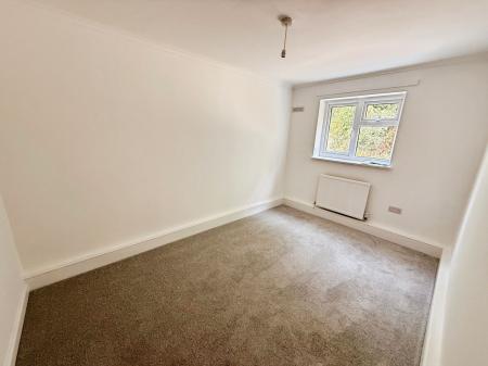3 bedroom Flat for sale in Dunsheath, Telford, TF3