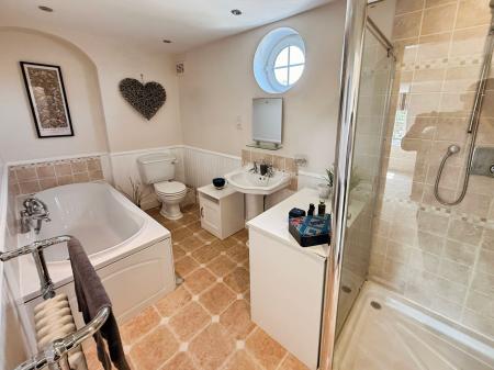 4 bedroom Detached house for sale in Horton, Telford, TF6