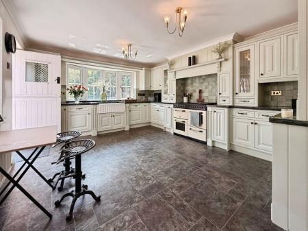 4 bedroom Detached house for sale in Horton, Telford, TF6
