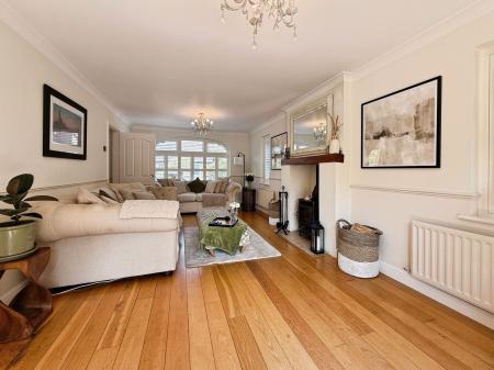 4 bedroom Detached house for sale in Horton, Telford, TF6