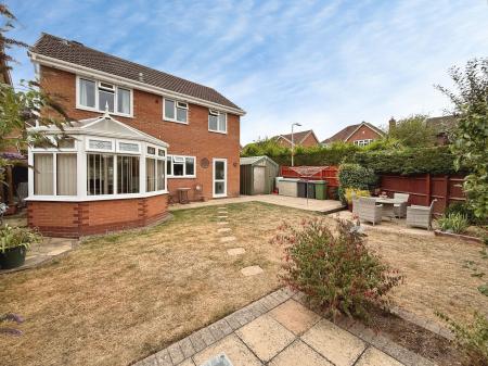 4 bedroom Detached house for sale in Moat Close, Telford, TF1