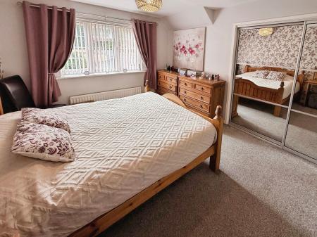 4 bedroom Detached house for sale in Moat Close, Telford, TF1