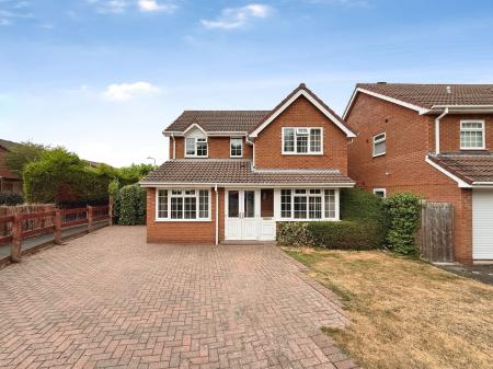 Moat Close, Telford, TF1