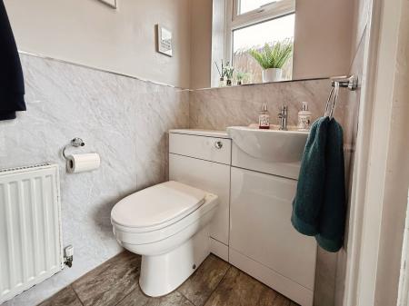 4 bedroom Detached house for sale in Moat Close, Telford, TF1