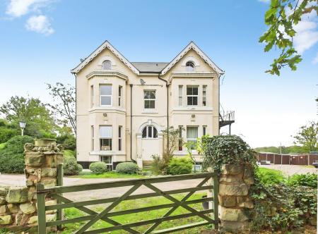 1 bedroom Studio flat for sale in Brookhay Lane, Broom Leasoe House Brookhay Lane, WS13