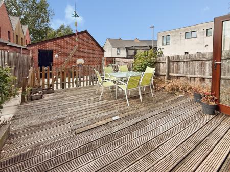 4 bedroom Terraced House for sale in Ketley Park Road, Ketley, TF1