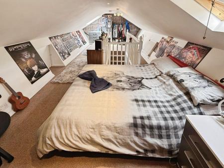 5 bedroom Detached bungalow for sale in Cockshutt Road, Oakengates, TF2