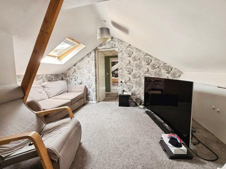 5 bedroom Detached bungalow for sale in Cockshutt Road, Oakengates, TF2