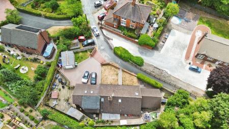 5 bedroom Detached bungalow for sale in Cockshutt Road, Oakengates, TF2