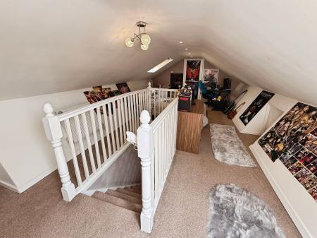 5 bedroom Detached bungalow for sale in Cockshutt Road, Oakengates, TF2