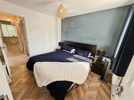 2 bedroom Semi-detached house for sale in Miners Way, Telford, TF2