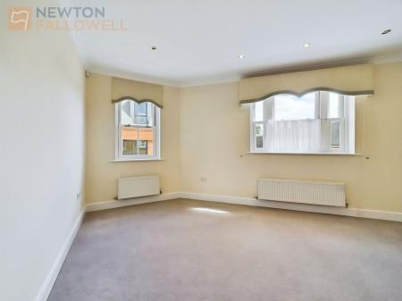 2 bedroom Apartment to let in Sandford Street, Lichfield, WS13