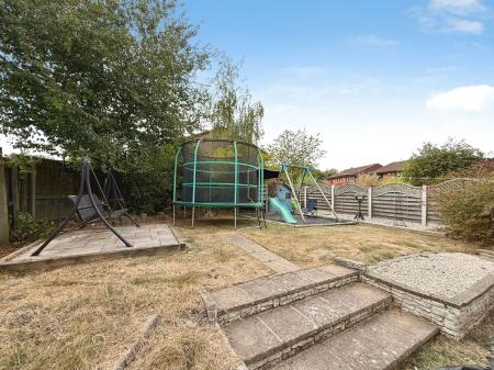 4 bedroom Detached house for sale in Lower Wood, The Rock, TF3