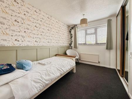 4 bedroom Detached house for sale in Lower Wood, The Rock, TF3