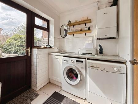 4 bedroom Detached house for sale in Lower Wood, The Rock, TF3