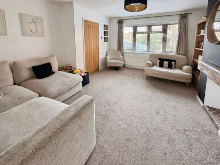 4 bedroom Detached house for sale in Lower Wood, The Rock, TF3