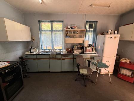4 bedroom Detached bungalow for sale in Old Office Road, Dawley, TF4