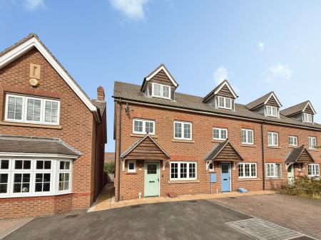 4 bedroom End of terrace house for sale in Wittingham Close, Hadley, TF1