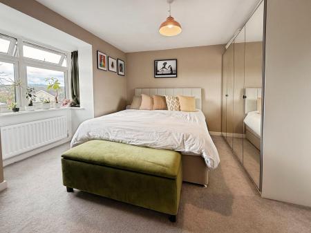 4 bedroom Detached house for sale in Eunice Way, Telford, TF3
