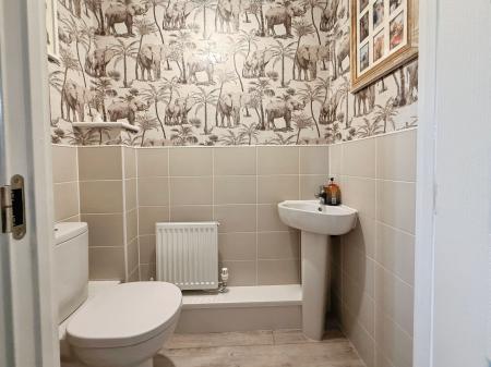 4 bedroom Detached house for sale in Eunice Way, Telford, TF3