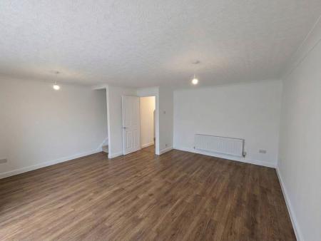 3 bedroom Terraced House to let in Wantage, Telford, TF7