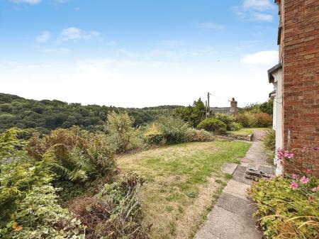 4 bedroom Detached house for sale in Hillside, Ironbridge, TF8