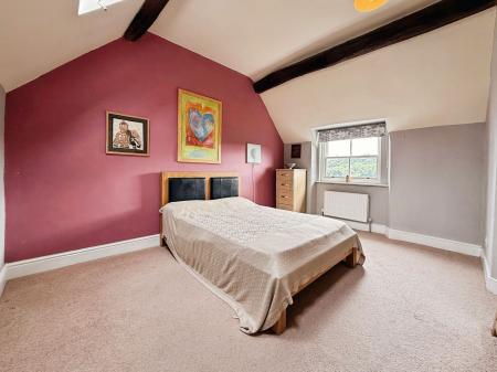 4 bedroom Detached house for sale in Hillside, Ironbridge, TF8