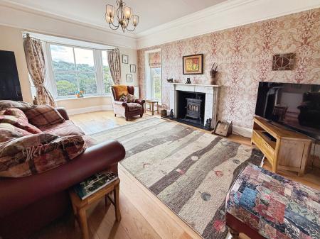 4 bedroom Detached house for sale in Hillside, Ironbridge, TF8