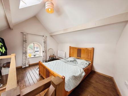 4 bedroom Detached house for sale in Hillside, Ironbridge, TF8