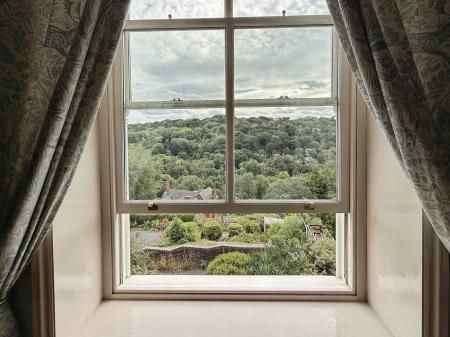 4 bedroom Detached house for sale in Hillside, Ironbridge, TF8