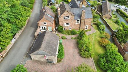 4 bedroom Detached house for sale in Hillside, Ironbridge, TF8