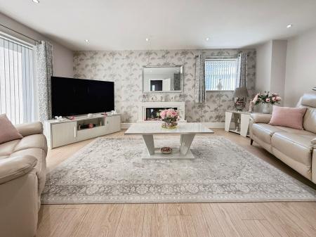 3 bedroom Detached bungalow for sale in Weavers Rise, Ketley Bank, TF2