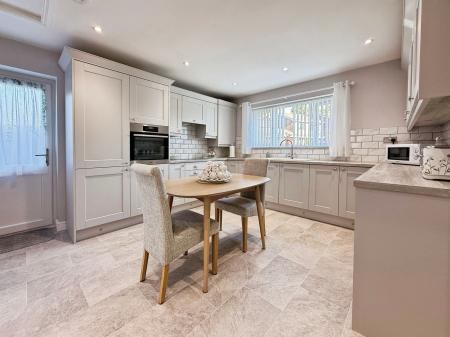 3 bedroom Detached bungalow for sale in Weavers Rise, Ketley Bank, TF2