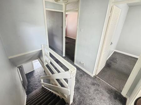 3 bedroom Semi-detached house to let in Shakespeare Way, Sutton Hill, TF7