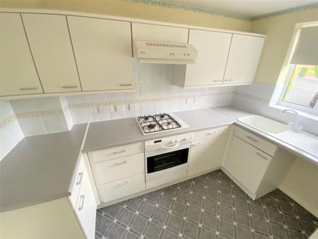 2 bedroom Semi-detached house to let in Low Valley Close, Ketley, TF1