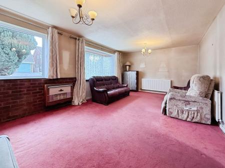 4 bedroom Detached house for sale in Vineyard Road, Newport, TF10
