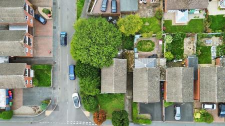 4 bedroom Detached house for sale in Vineyard Road, Newport, TF10