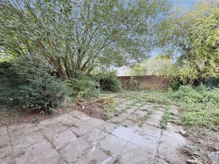 4 bedroom Detached house for sale in Vineyard Road, Newport, TF10
