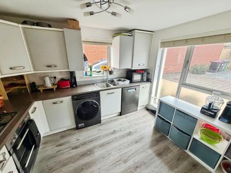 3 bedroom Semi-detached house for sale in Hendy Avenue, Ketley, TF1