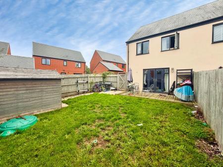3 bedroom Semi-detached house for sale in Hendy Avenue, Ketley, TF1