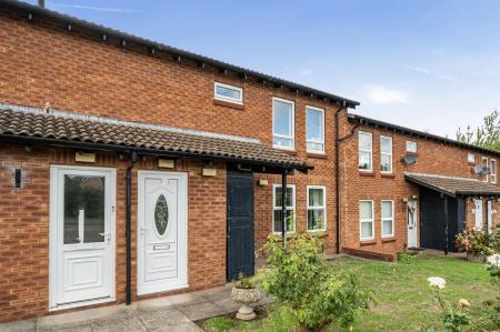 2 bedroom Apartment for sale in Snedshill Way, Snedshill, TF2