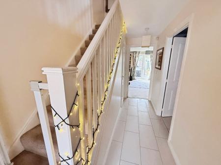 3 bedroom Semi-detached house for sale in Long Row Drive, Lawley Village, TF4