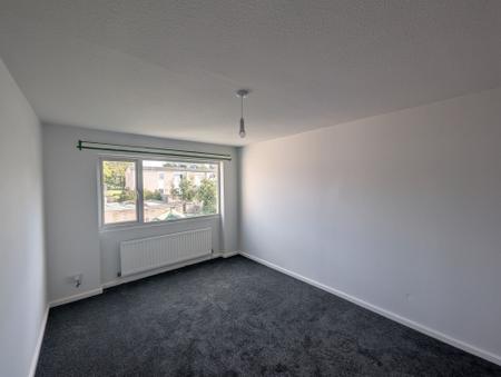 3 bedroom Terraced House to let in Waltondale, Telford, TF7