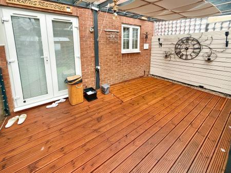 3 bedroom Semi-detached house for sale in Dukes View, Donnington, TF2