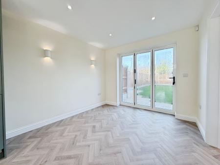 4 bedroom Detached house for sale in King Street, Dawley, TF4
