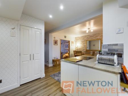 2 bedroom Semi-detached house for sale in Allens Lane, Pelsall, WS3