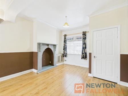 2 bedroom Terraced House for sale in Field Road, Bloxwich, WS3